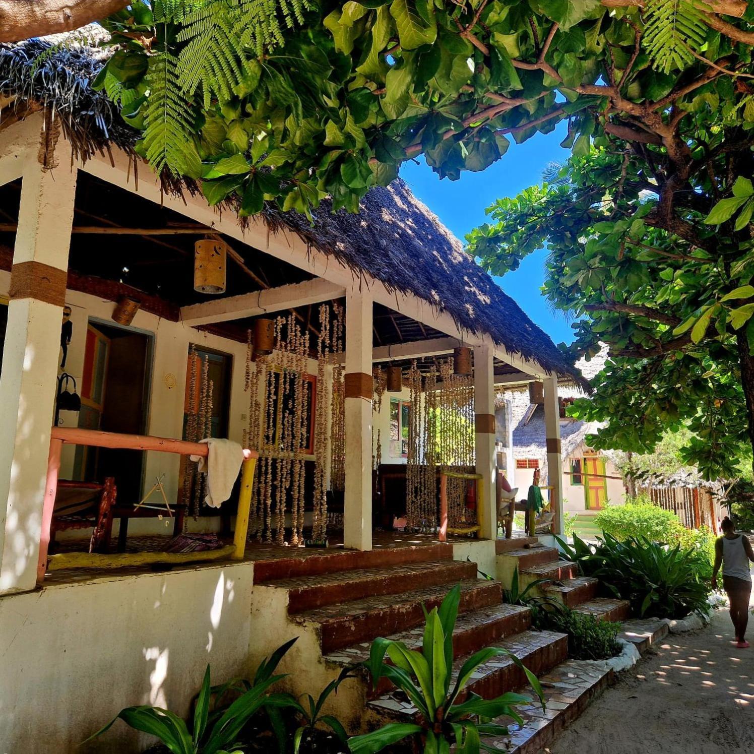 Fontaine Garden Village Bwejuu Exterior photo